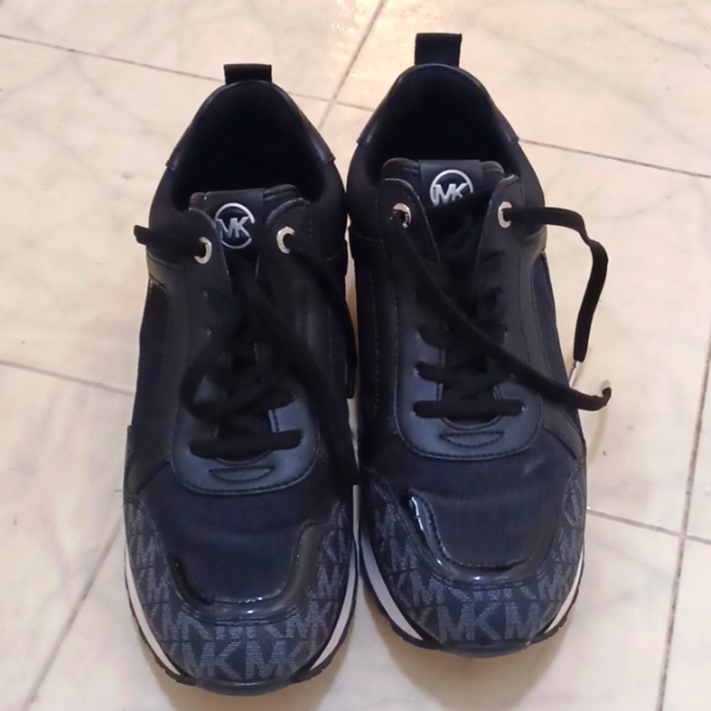 Barely Worn Michael Kors Sneaker